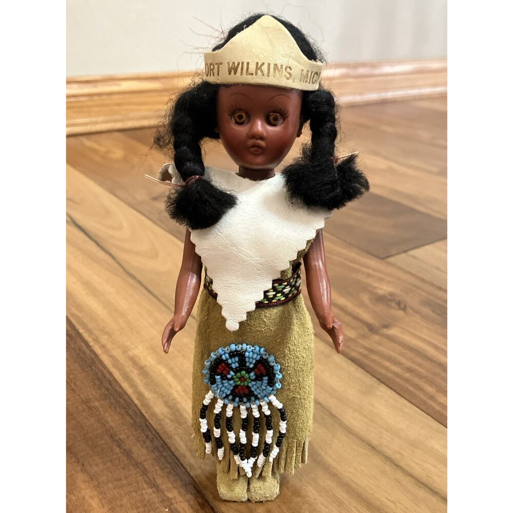 Vintage Carlson Native American Sleepy Eyes 7.5” Doll - Fort Wilkins Beads Rare